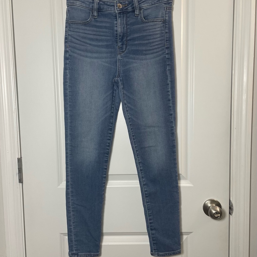 American Eagle Outfitters Medium Blue High-Rise Skinny Jeans